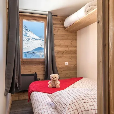 D2 Luxury Mountain View Sleeps 12 Coffee 발토랑스